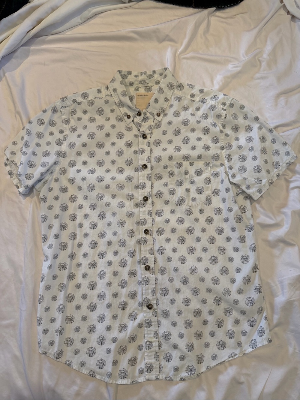 Life after Denim Short-Sleeve Button-Up Shirt - White with Gray Print